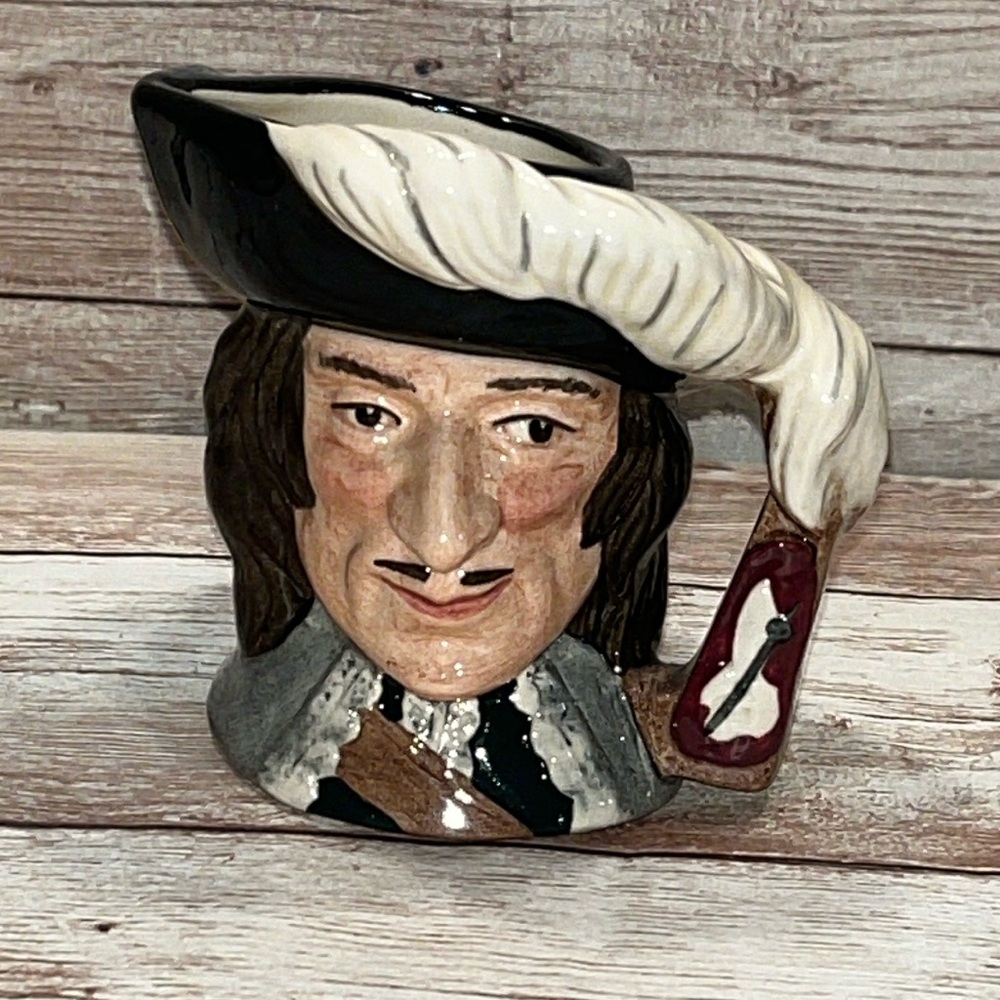 D’Artagnan Royal Doulton Toby Jug Character Jug Four Muskateers